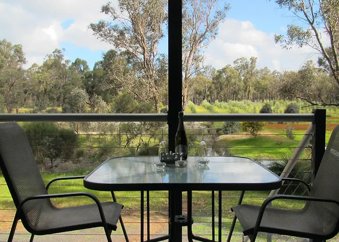 Hidden Grove Retreat